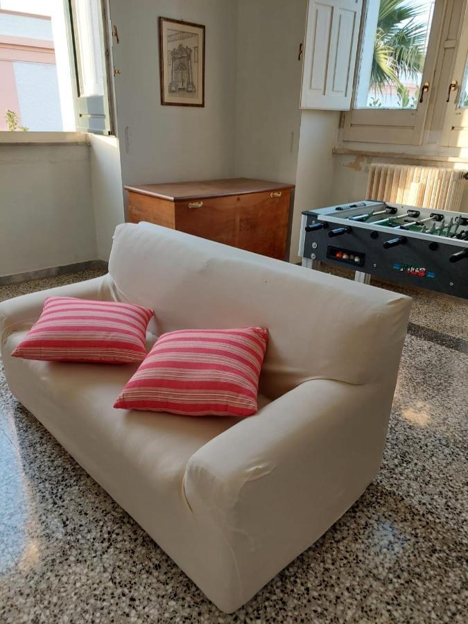 Villa Nel Salento - Ampie Camere E Giardino, Fino A 9 Persone Barbarano del Capo エクステリア 写真