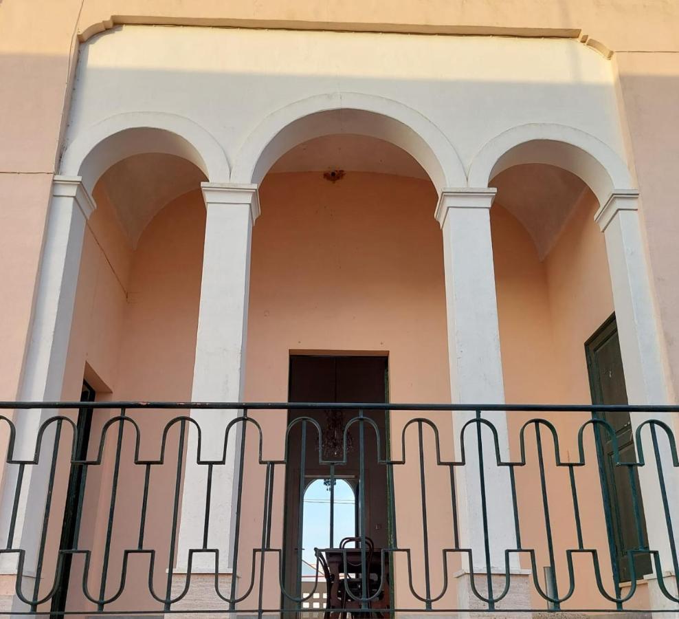 Villa Nel Salento - Ampie Camere E Giardino, Fino A 9 Persone Barbarano del Capo エクステリア 写真