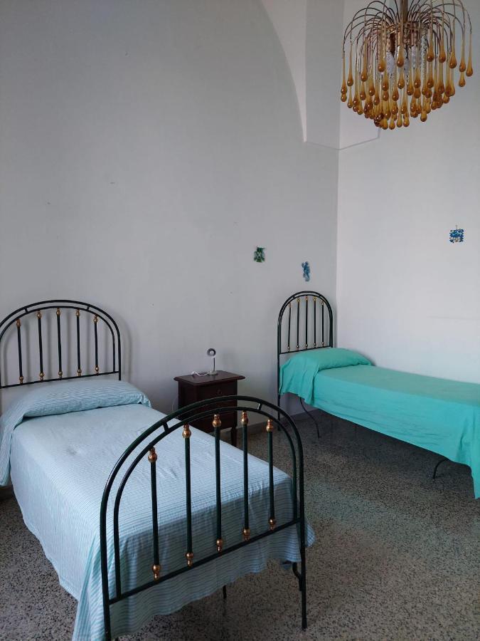 Villa Nel Salento - Ampie Camere E Giardino, Fino A 9 Persone Barbarano del Capo エクステリア 写真