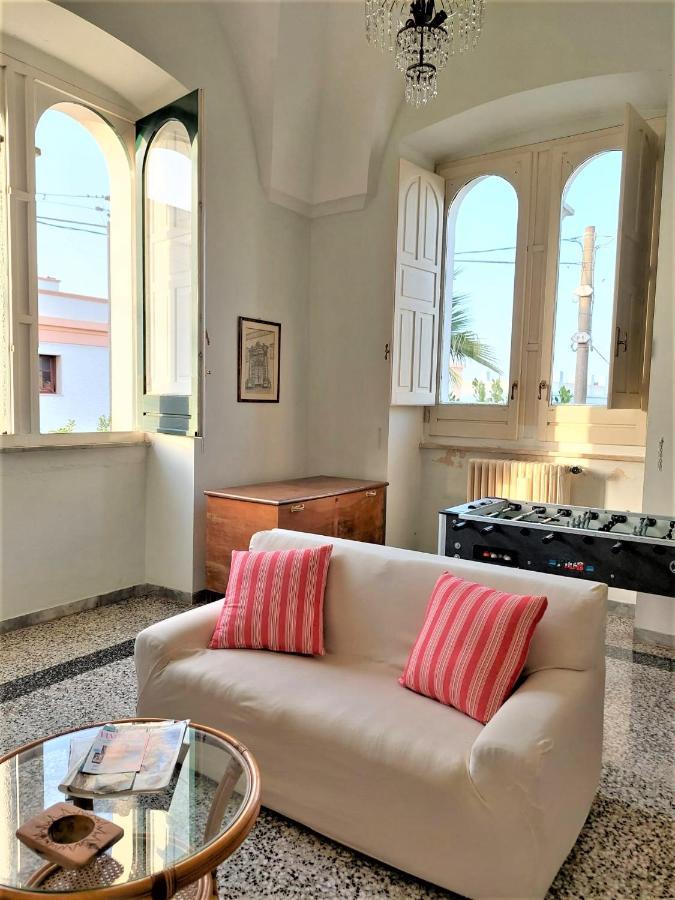 Villa Nel Salento - Ampie Camere E Giardino, Fino A 9 Persone Barbarano del Capo エクステリア 写真